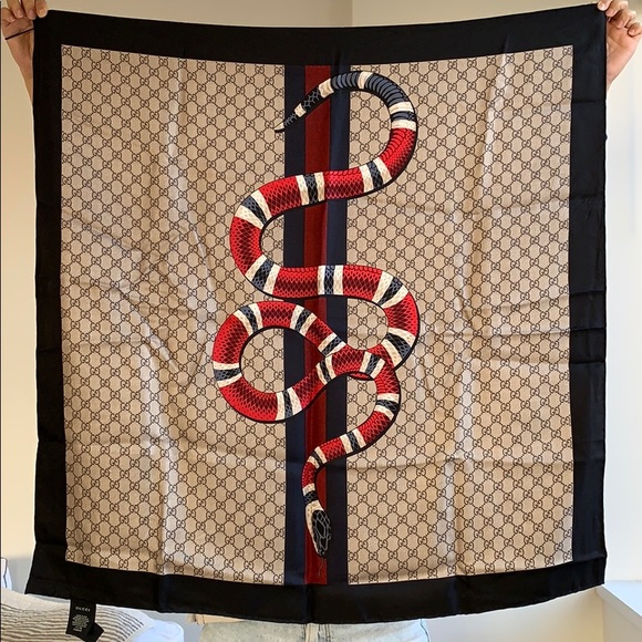 Gucci Other - Gucci Web And Kingsnake Print Gg Silk Scarf